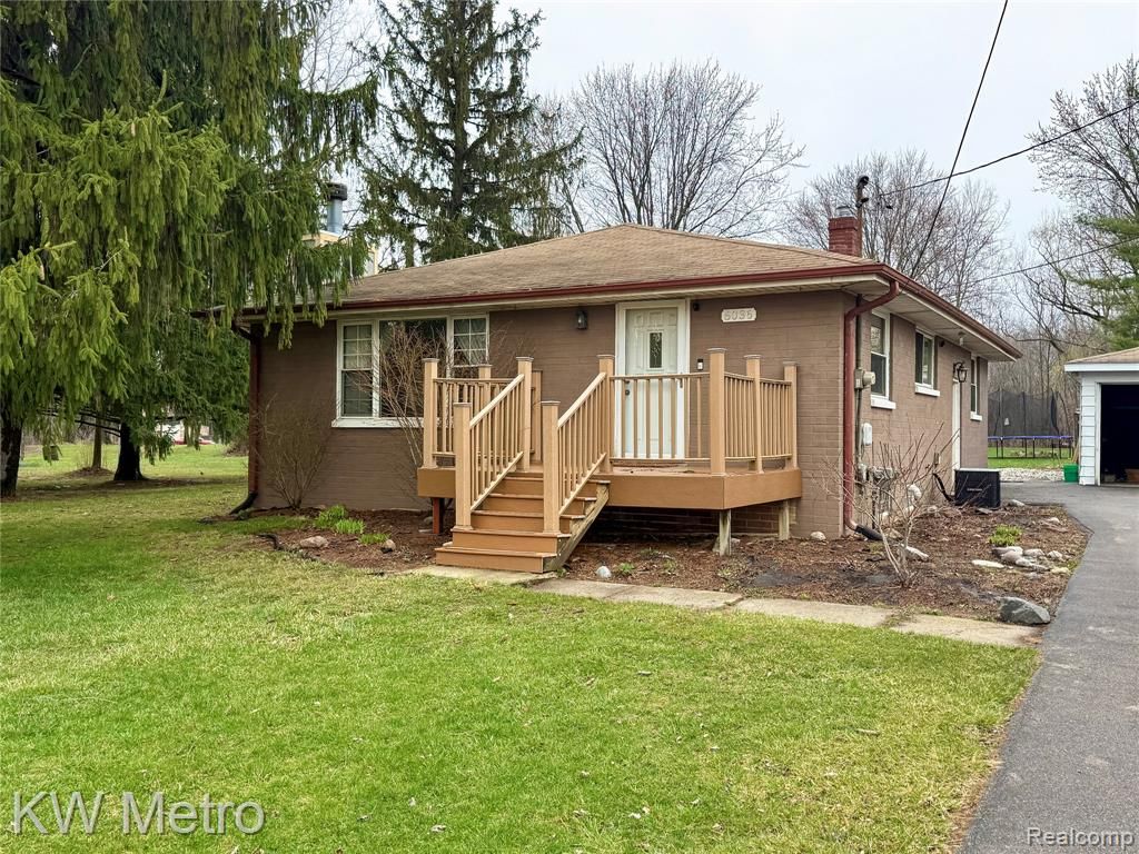 5036 Beecher Road, Flint, MI 48532