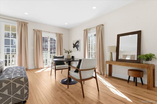 7873 Van Dyke Place, Detroit, MI 48214