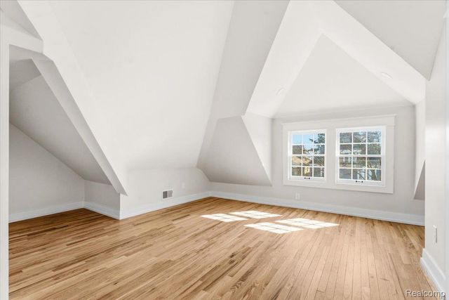 7873 Van Dyke Place, Detroit, MI 48214