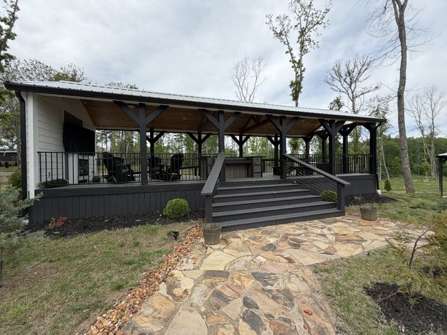 112 Pine Grove Ln, Dover, TN 37058