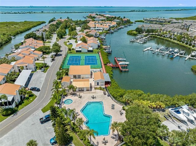 4319 HARBOR HOUSE DRIVE, Tampa, FL 33615