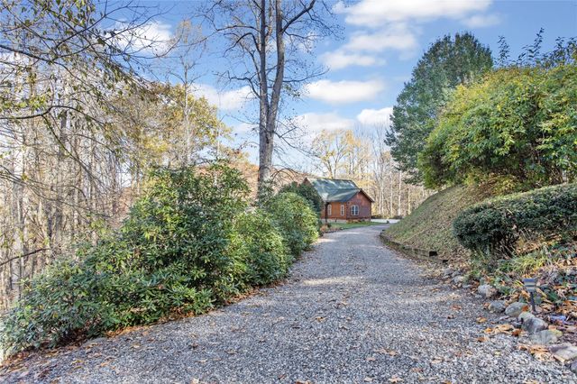 17 Aaron Way, Waynesville, NC 28786