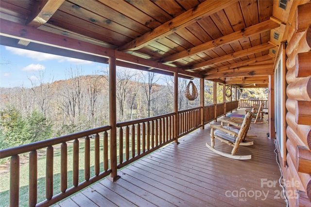 17 Aaron Way, Waynesville, NC 28786