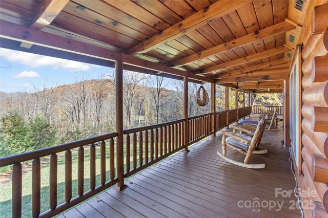 17 Aaron Way, Waynesville, NC 28786