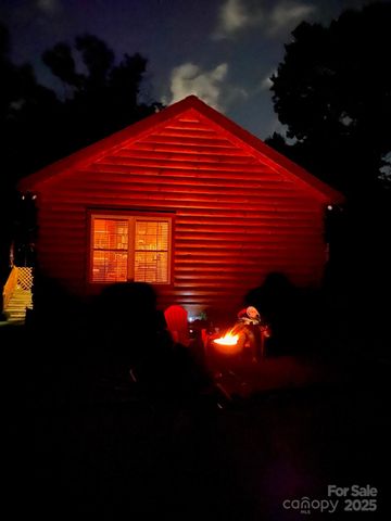 17 Aaron Way, Waynesville, NC 28786