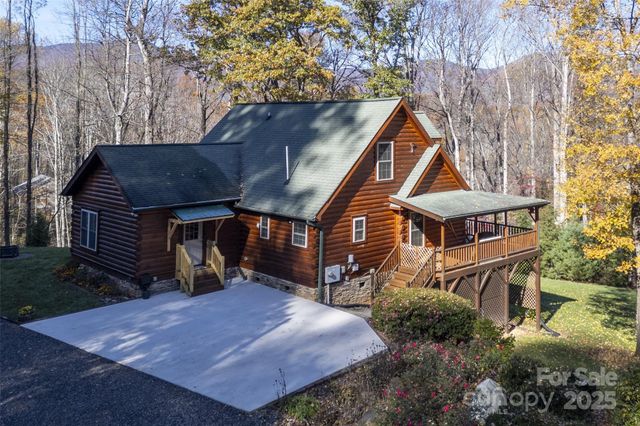 17 Aaron Way, Waynesville, NC 28786