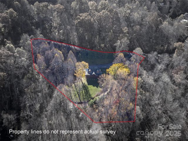 17 Aaron Way, Waynesville, NC 28786