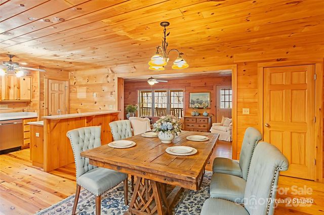 17 Aaron Way, Waynesville, NC 28786