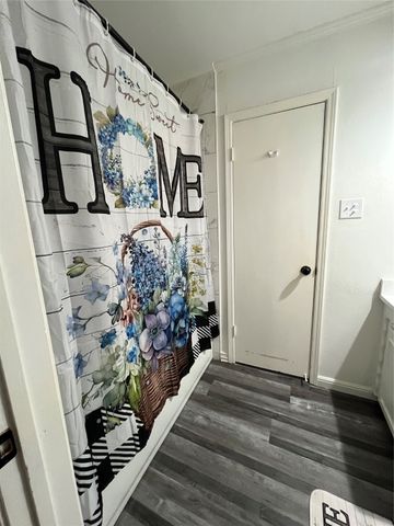 5302 Vale Street, Greenville, TX 75402