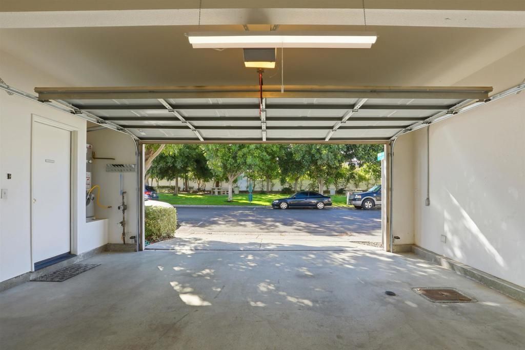 Image 27 of property listing at 8291 Gold Coast Dr 8, San Diego, CA 92126