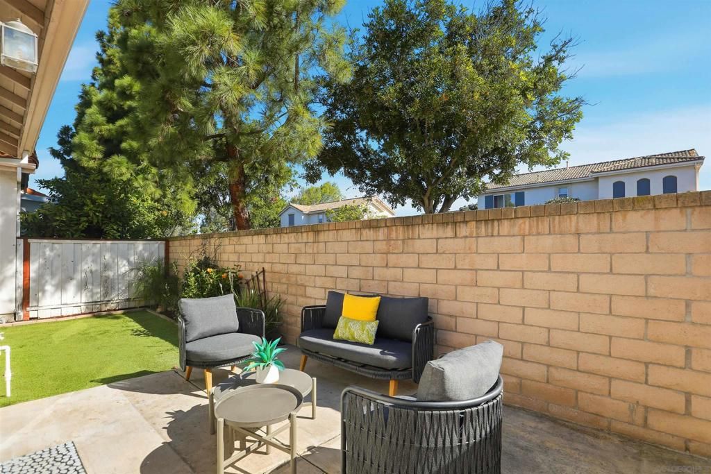 Image 29 of property listing at 8291 Gold Coast Dr 8, San Diego, CA 92126