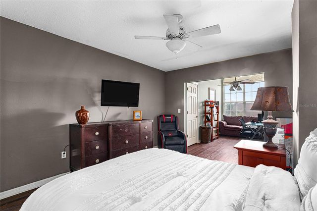 2804 COUNTRYSIDE BOULEVARD 3, Clearwater, FL 33761