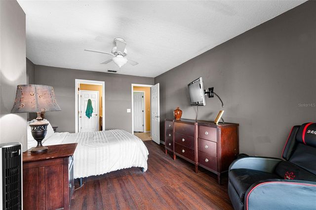 2804 COUNTRYSIDE BOULEVARD 3, Clearwater, FL 33761