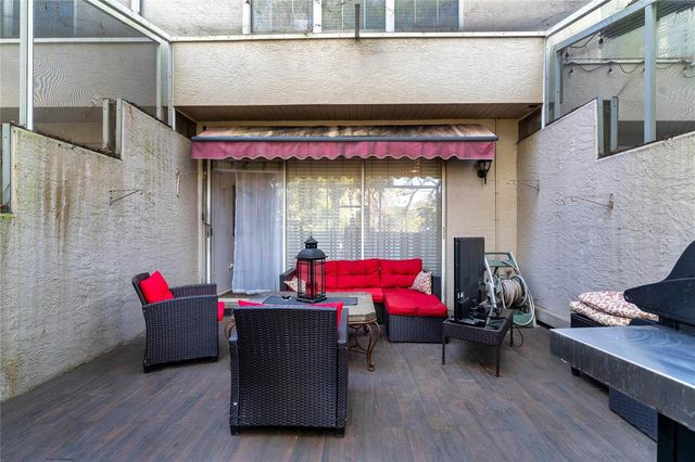 2804 COUNTRYSIDE BOULEVARD 3, Clearwater, FL 33761