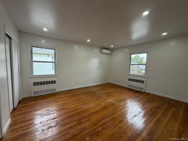 19 Gibson Boulevard, Valley Stream, NY 11581
