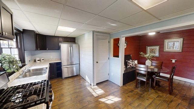 48 Pond St, Salem, NH 03079