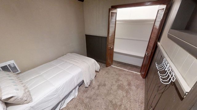 48 Pond St, Salem, NH 03079