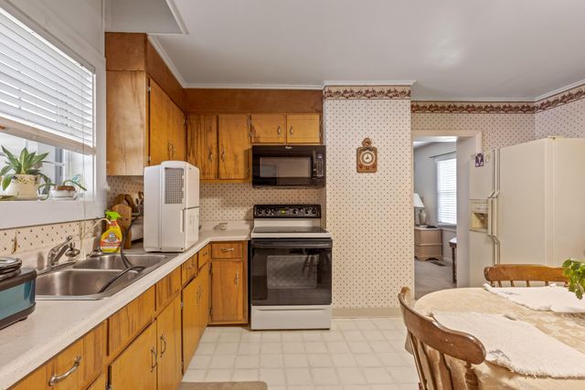 7055 Mooneyham Lonewood Road, Spencer, TN 38585