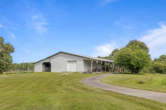 7055 Mooneyham Lonewood Road, Spencer, TN 38585