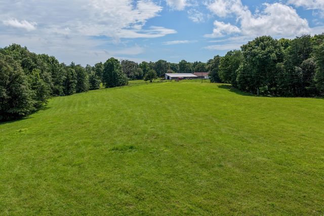 7055 Mooneyham Lonewood Road, Spencer, TN 38585