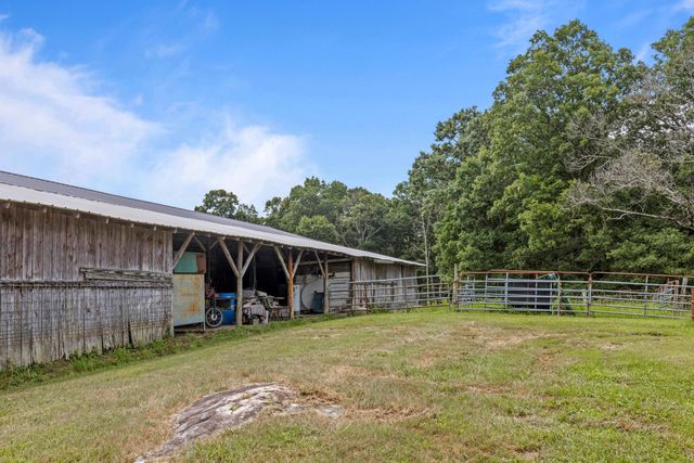 7055 Mooneyham Lonewood Road, Spencer, TN 38585