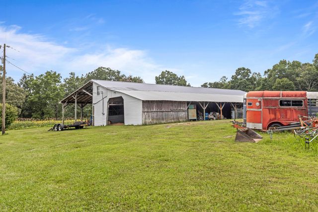 7055 Mooneyham Lonewood Road, Spencer, TN 38585