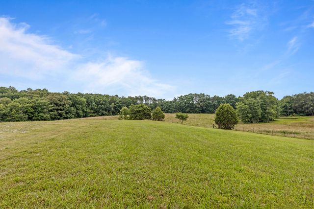 7055 Mooneyham Lonewood Road, Spencer, TN 38585