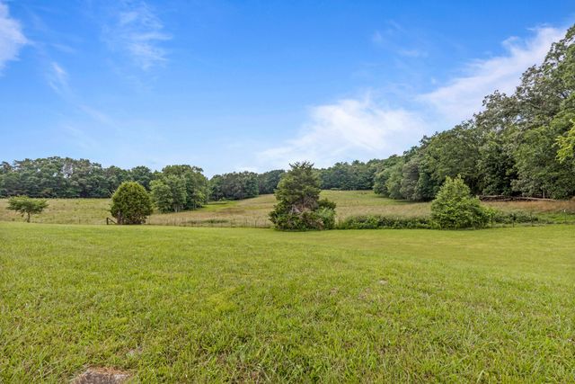 7055 Mooneyham Lonewood Road, Spencer, TN 38585