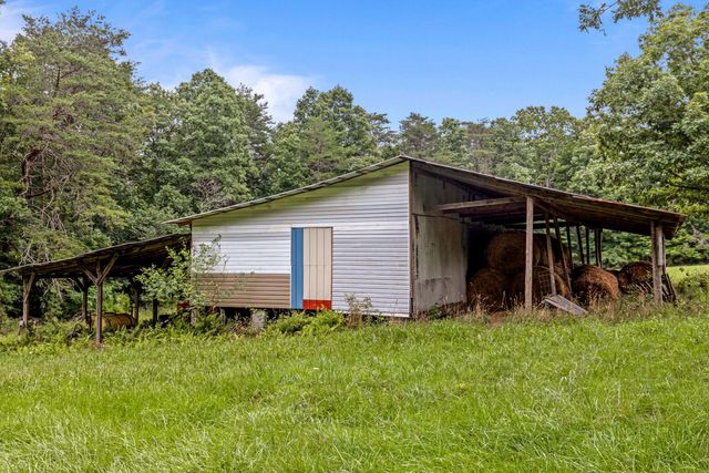 7055 Mooneyham Lonewood Road, Spencer, TN 38585