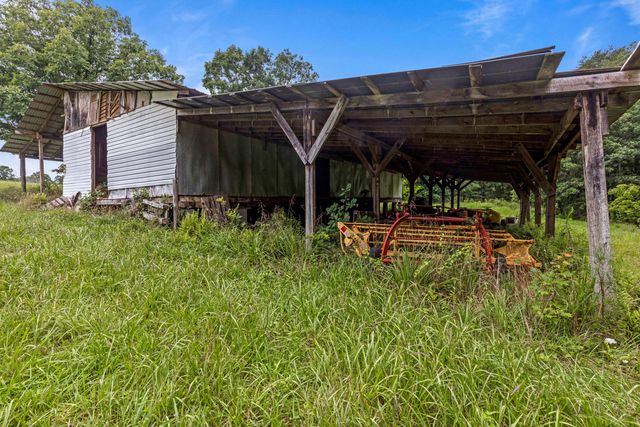 7055 Mooneyham Lonewood Road, Spencer, TN 38585