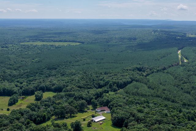 7055 Mooneyham Lonewood Road, Spencer, TN 38585