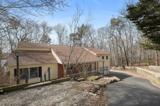 75 Edgewater Road, Mashpee, MA 02649