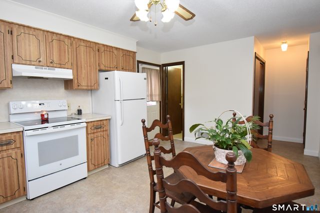 1385 Highland Avenue 13B, Waterbury, CT 06708