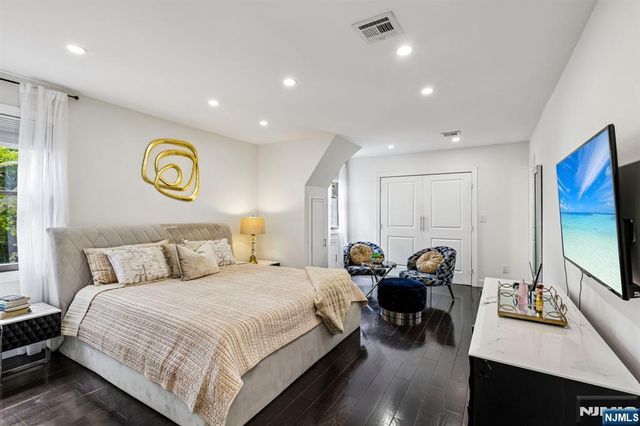 1310 Princeton Road, Teaneck, NJ 07666