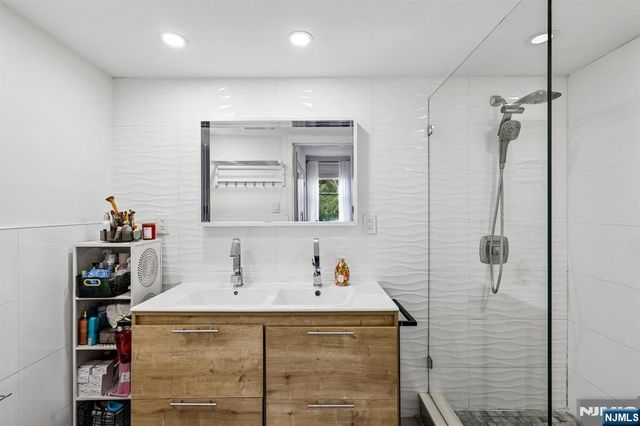 1310 Princeton Road, Teaneck, NJ 07666