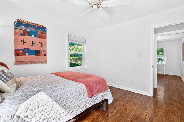 3700 Napanee Rd, Louisville, KY 40207