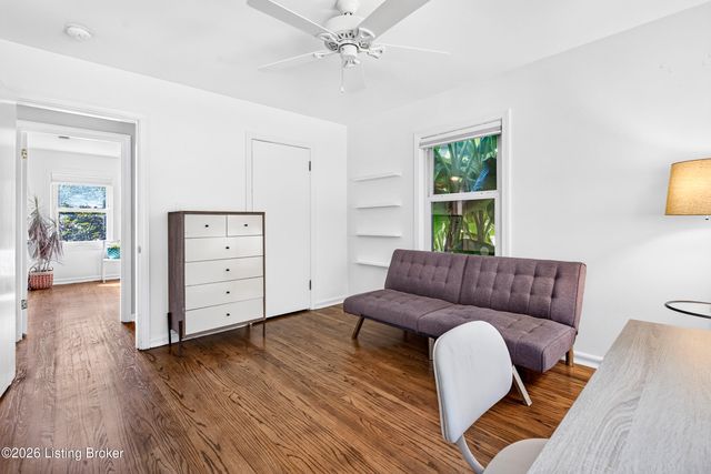 3700 Napanee Rd, Louisville, KY 40207
