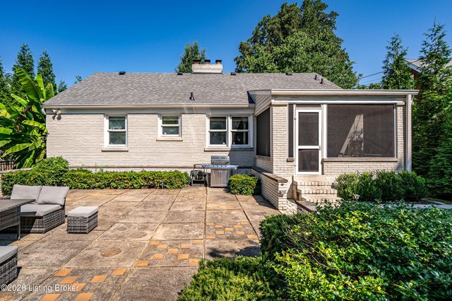 3700 Napanee Rd, Louisville, KY 40207