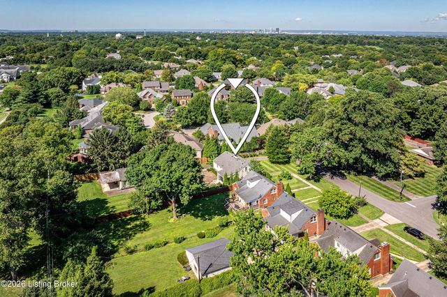 3700 Napanee Rd, Louisville, KY 40207