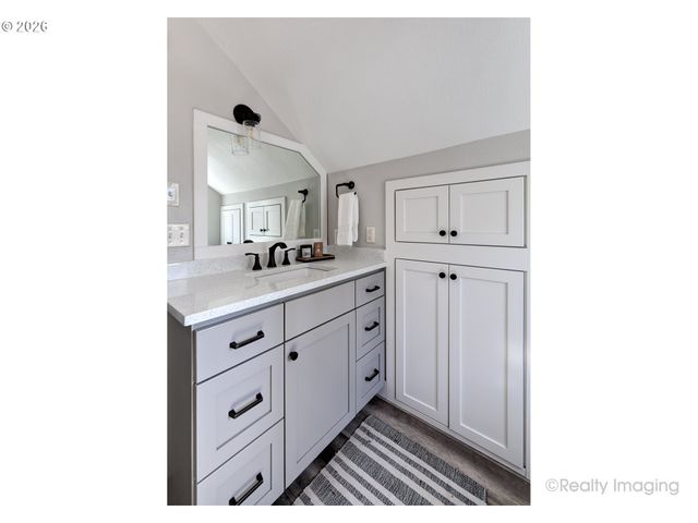 1415 N BALDWIN St, Portland, OR 97217