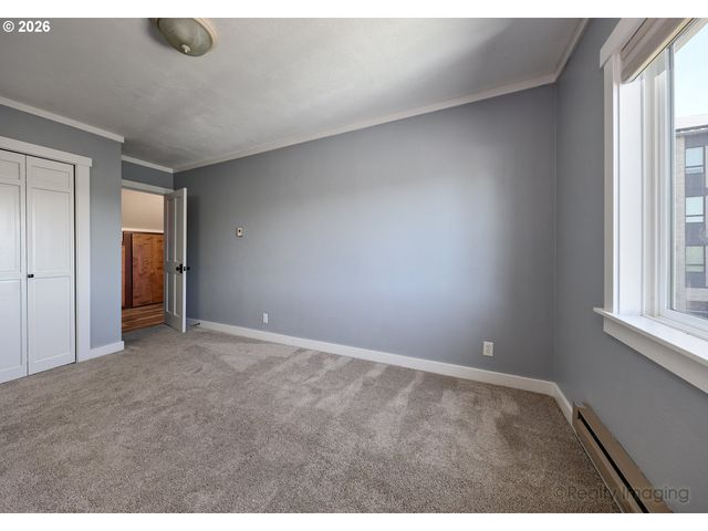 1415 N BALDWIN St, Portland, OR 97217