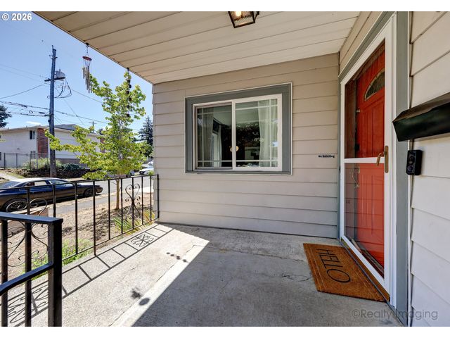 1415 N BALDWIN St, Portland, OR 97217