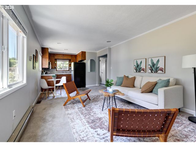 1415 N BALDWIN St, Portland, OR 97217