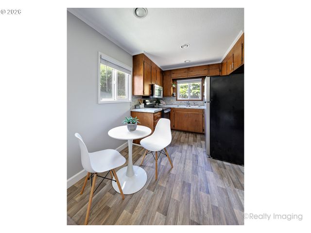 1415 N BALDWIN St, Portland, OR 97217
