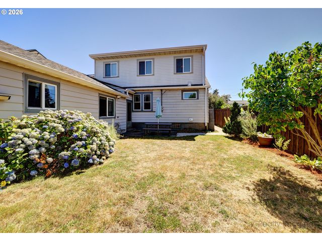 1415 N BALDWIN St, Portland, OR 97217