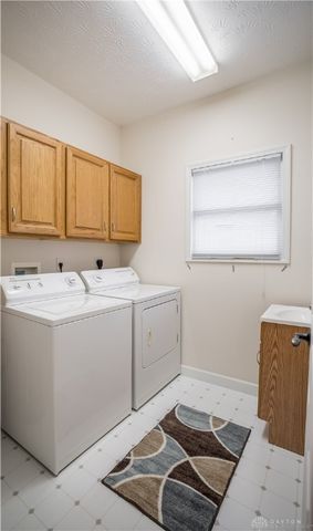 711 Overla Boulevard, Englewood, OH 45315