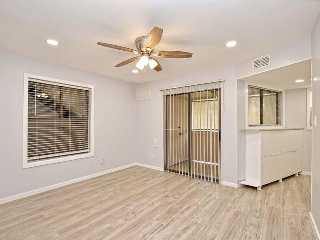 2500 Burleson RD 507, Austin, TX 78741