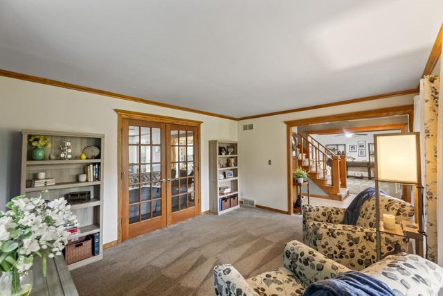 W326S7350 Cabriolet COURT, Mukwonago, WI 53149