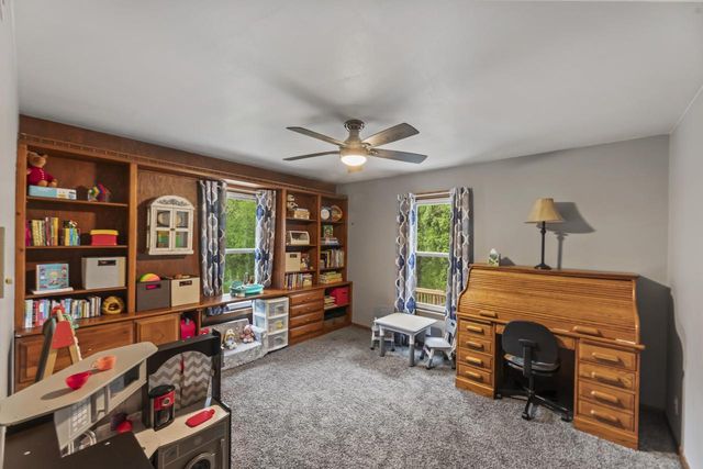 W326S7350 Cabriolet COURT, Mukwonago, WI 53149