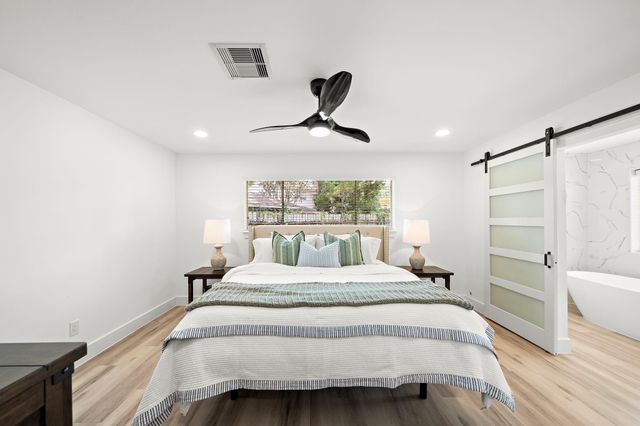 4903 Candleglow Drive, Houston, TX 77018